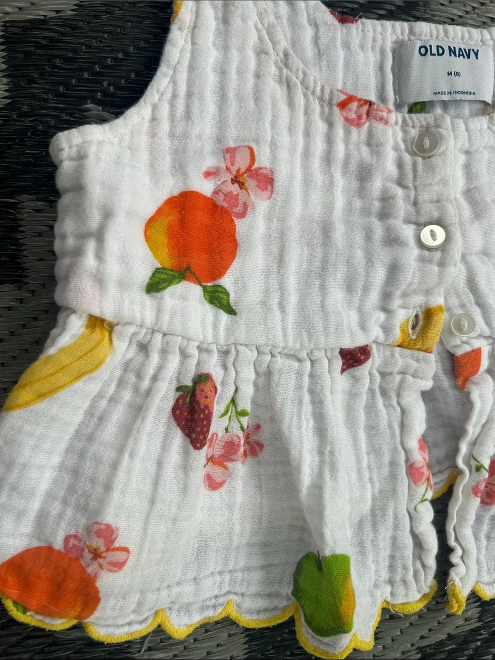 Old Navy White Fruit-Print Ruffle Gauze Cotton Button Up Crop Top ✨SO Cute!